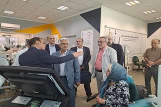 نشست معاون بهداشت و درمان بنیاد شهید از پژوهشکده فناوری‌ها و تجهیزات پیشرفته پزشکی